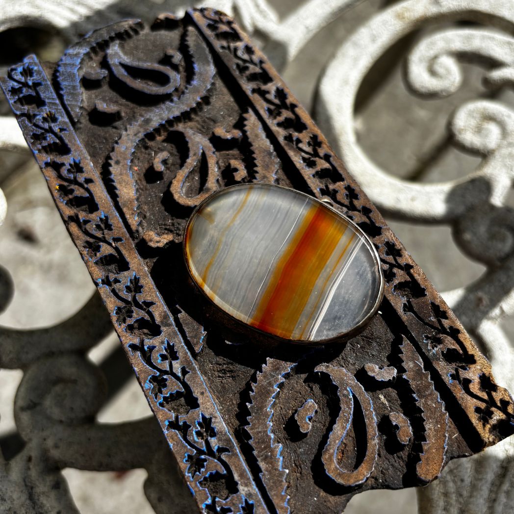 Victorian silver and banded agate brooch